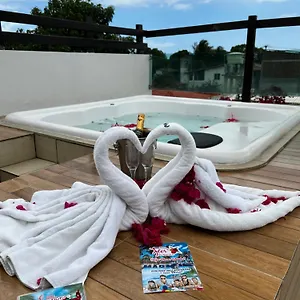 Flor De Maraca Inn